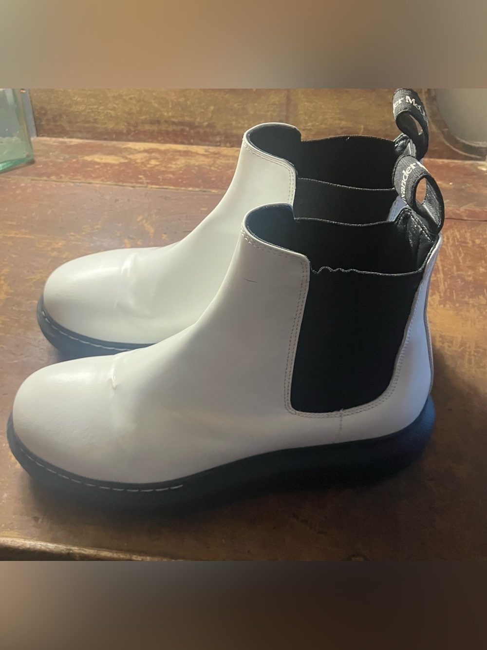 Authentic Alexander McQueen Chelsea boots 8